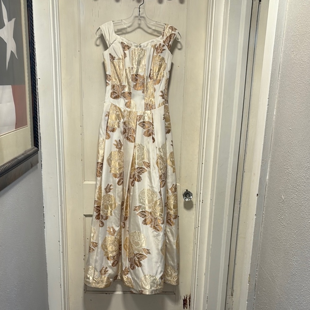 Teri Jon By Rickie Freeman Elegant Floral Gold and Cream Silk Blend Dress 4